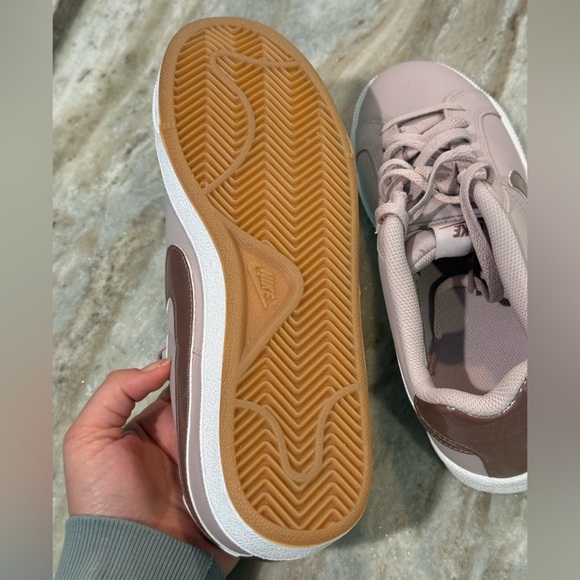Women’s NIKE Court Royale “Smoky Mauve” leather sneakers- Size 9.5 - Picture 7 of 8